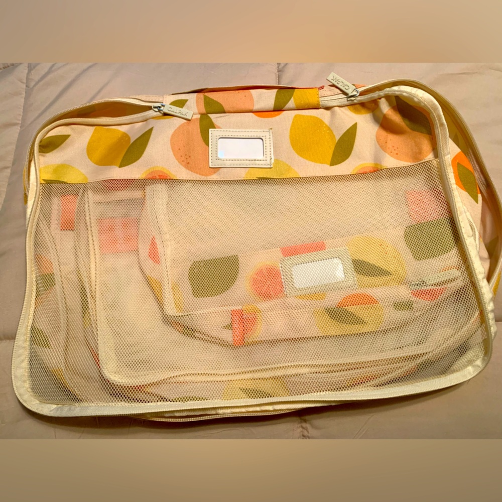 Colorful Leaf Pattern Packing Cubes